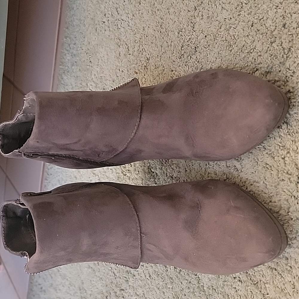 Ankle booties